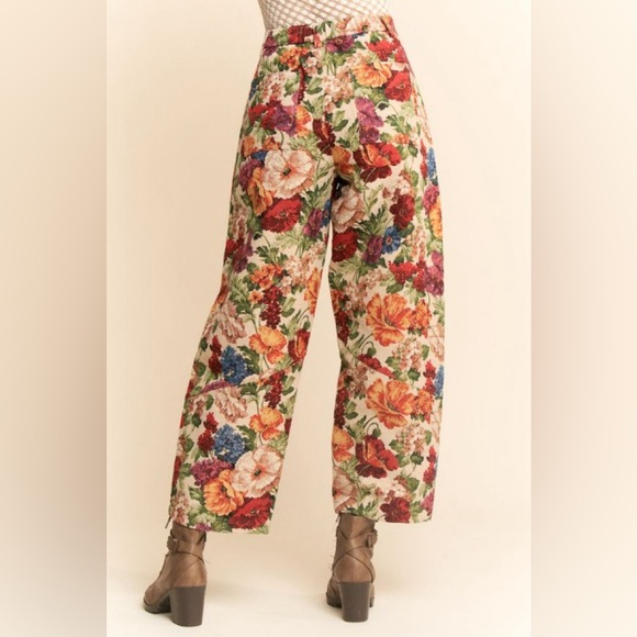 🟠449B. Floral Tapestry Barrel Pants - Picture 5 of 8